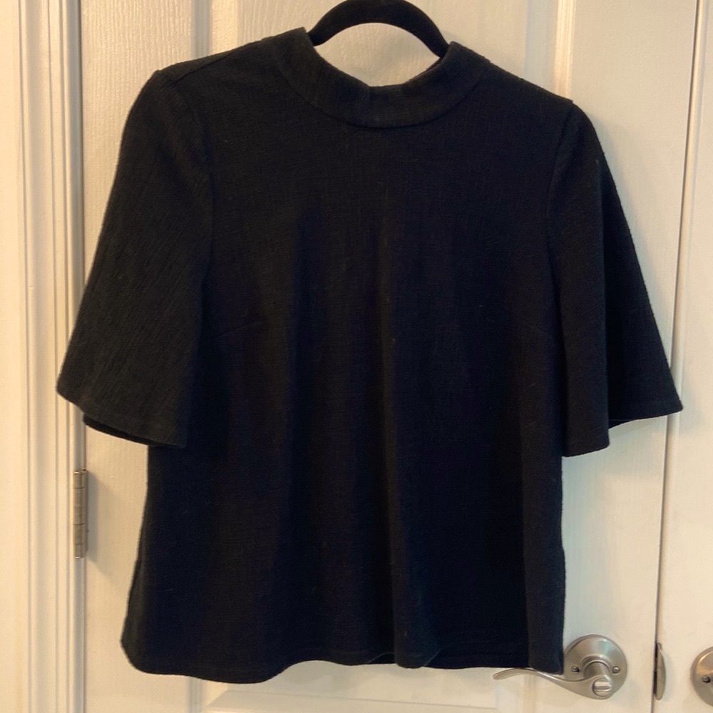 Anthropologie M Top with Tieback